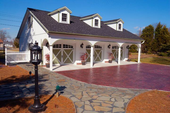 Overlay Carriage House 5800